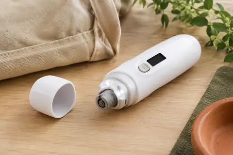 Lime électrique blanche pour griffes d’animaux avec écran, deux LED et capot amovible